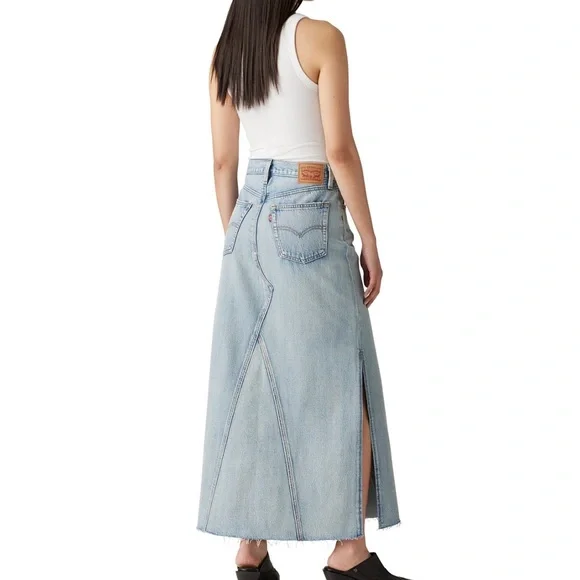 💙Levi's Iconic Side-Slit Denim Maxi Skirt - Not In The Mood💙 - Picture 2 of 8